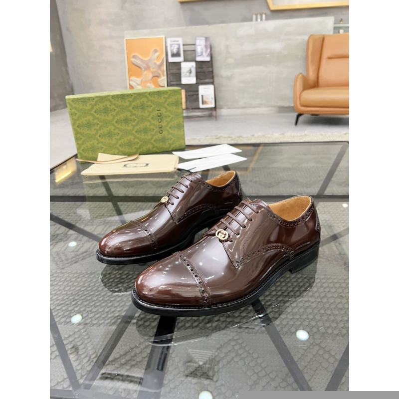 G*u*i leather shoes